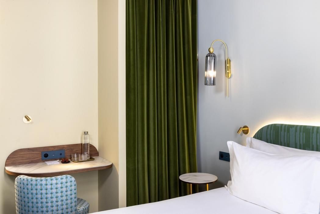 L de Lutèce - Communicating rooms Plurielle