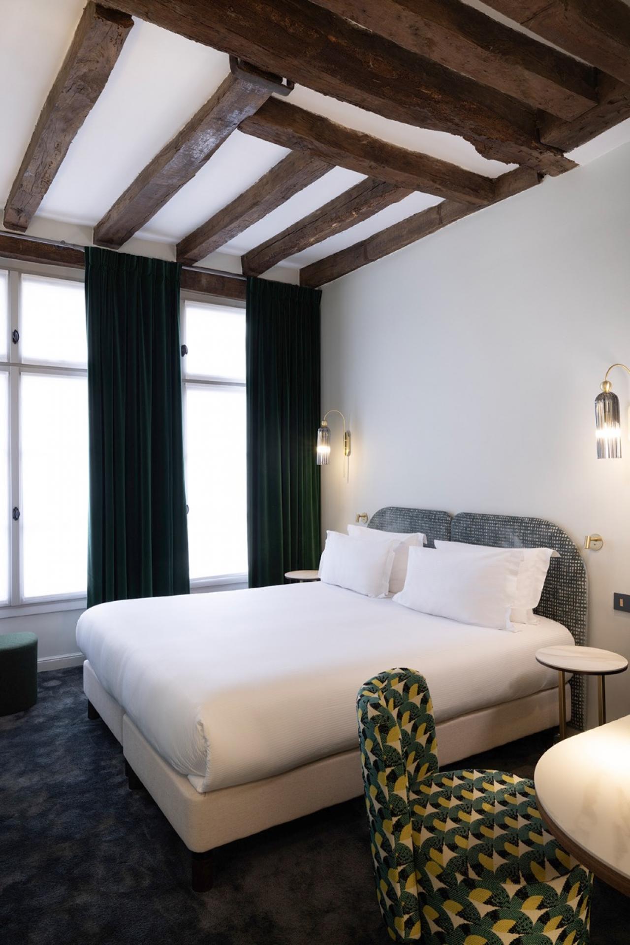 L de Lutèce - Communicating rooms Plurielle