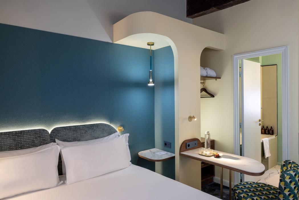 L de Lutèce - Communicating rooms Plurielle