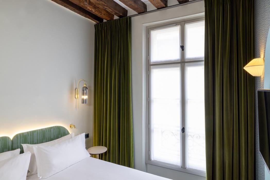 L de Lutèce - Communicating rooms Plurielle